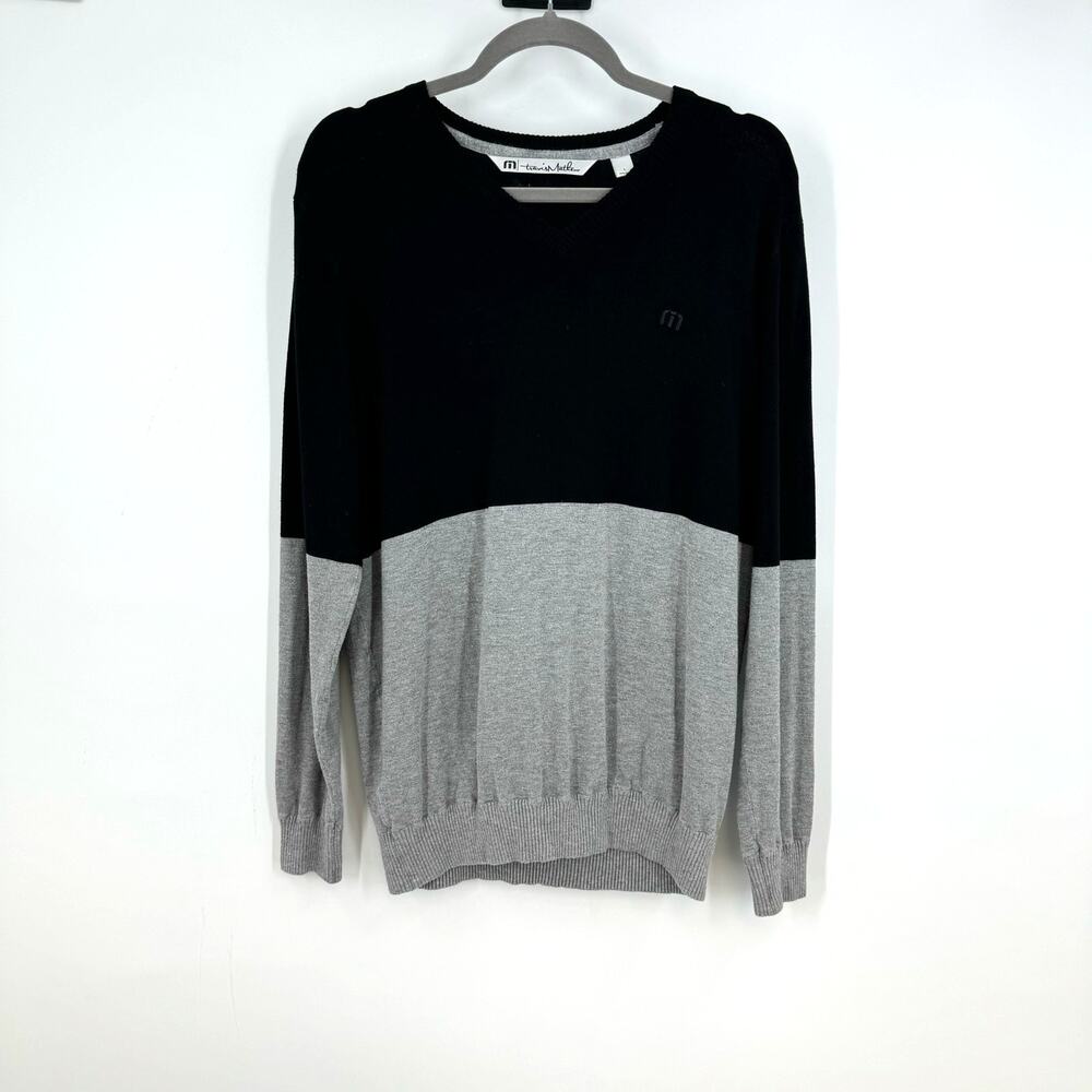 Travis Mathew Golf Sweater size L Colorblock Black Gray V neck Pullover